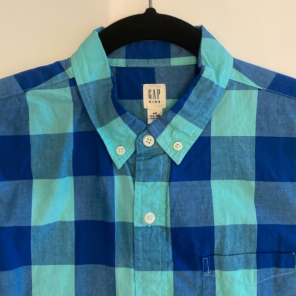 Gap Button Down Shirt Checkers - Picture 5 of 5